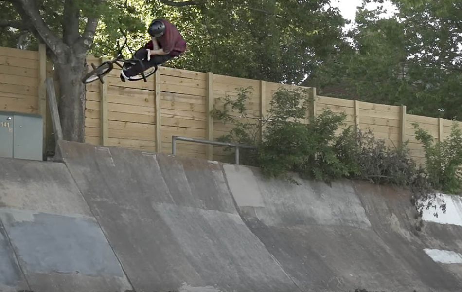 UNLOCK THE SPOT: JUSTIN SPRIET by Fitbikeco.
