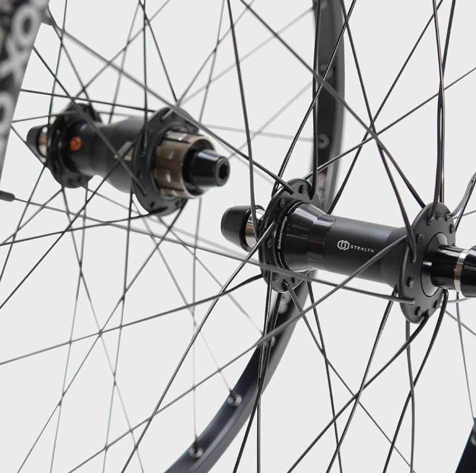 Box stealth on sale mountain bike hubs