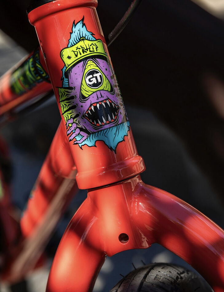 GT Performer 21 Dirtlip in Coral