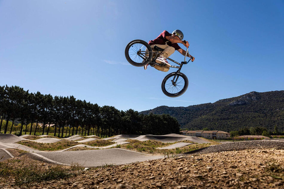 FAT FAVOURITES interview: Magro Steve (FRA)