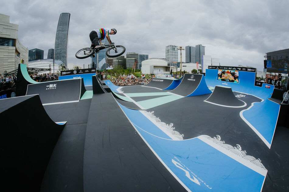 rs bmx pro women final freestyle 19102025 kine theo t shoot0081