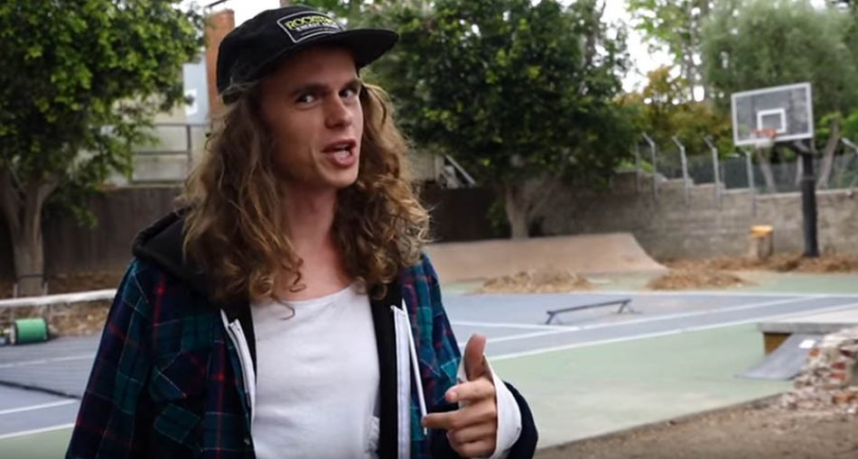 Fitbikeco. F-LOG 37 - The Abandoned Mansion Skatepark