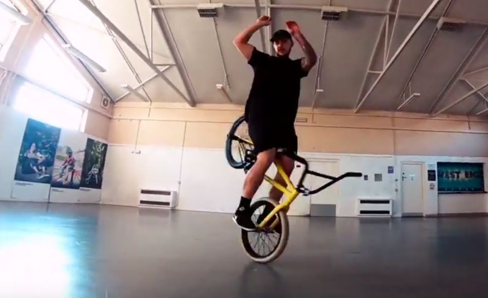BMX flatland - filmed session. Nov 2018 by Keelan Phillips