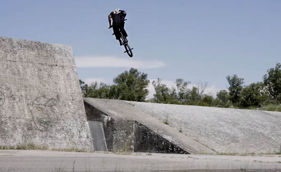 BMX BIGGEST GAP BARSPIN | LEGENDARY LYON 25 STAIRS | COURAGE ADAMS by Grande Rue Studio