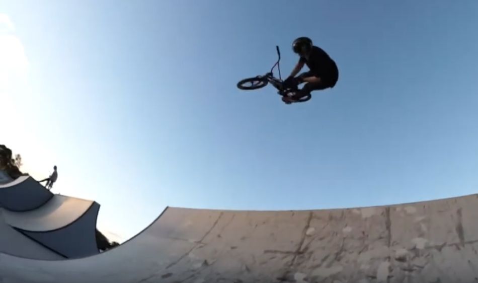 LUXBMX Staff Beenleigh BMX park Session!