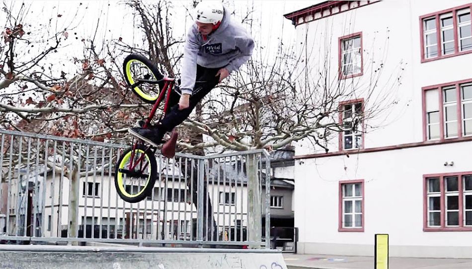 Theo Dietsch - Frenchys/Croconuts BMX by Matthieu Kaercher