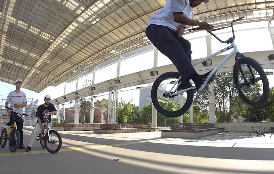 Courage Adams |Inglada &amp; Perrin vs Courage &amp; Charly - BMX Game of BIKE| Cap:6