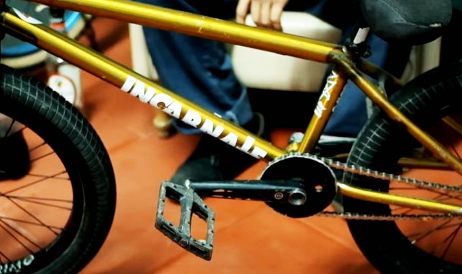 Miki Fleck - United Incarnate V2 Bike Check