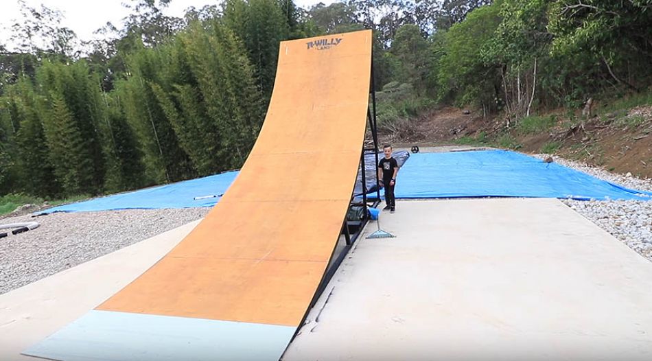 8 YEAR OLD vs BACKYARD MEGA RAMP! by Ryan Williams