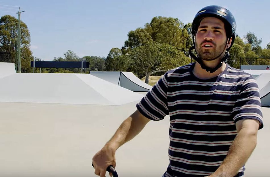 How To 360 To Footjam With Paterico Fallico - Colony BMX