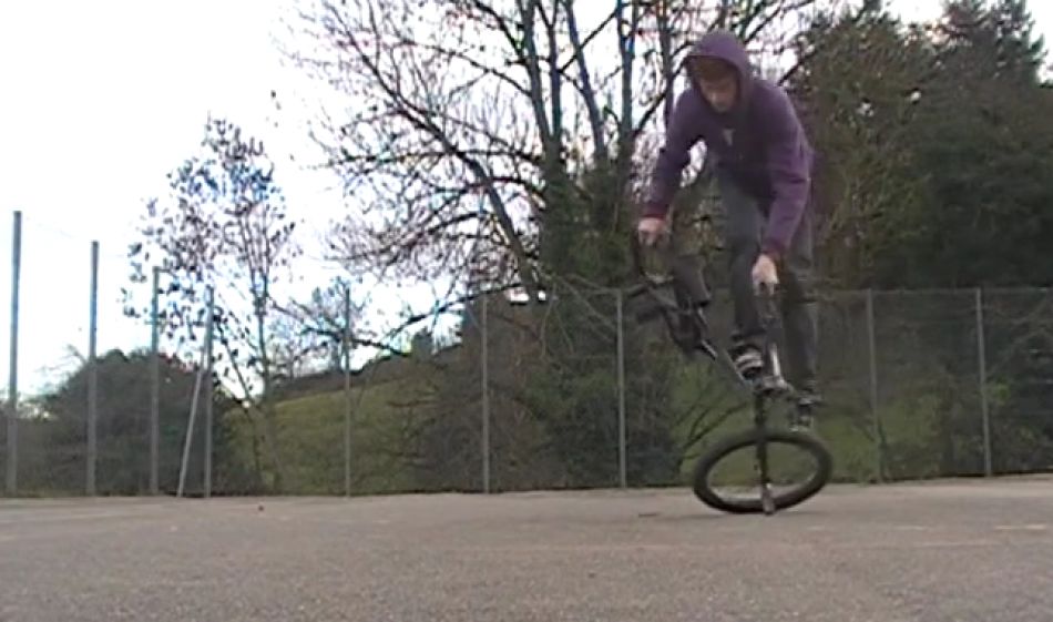 RAW 10 of Matthieu Bonnécuelle from NUAGE BMX