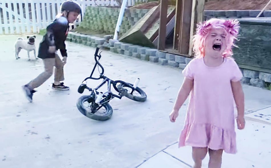 BMX WIPE OUTS AND NO CRYING! Vlog 2. by Reid Casey