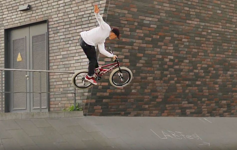 BMX Street: JASEEEA! Alex Stinshoff massiert den Pott by freedombmx