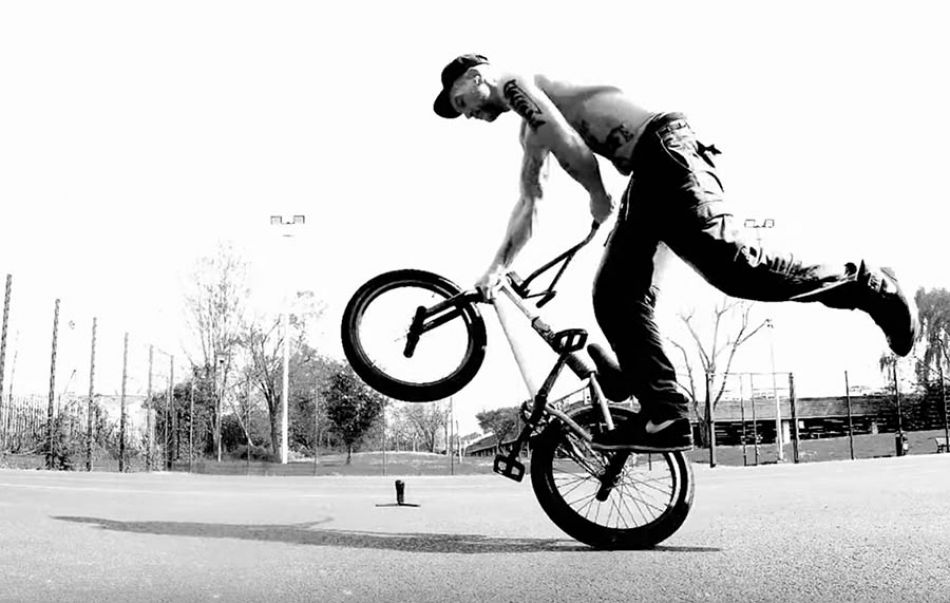 PIVITSKI By James White