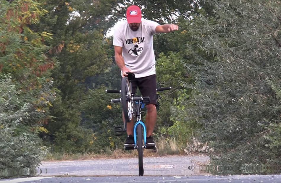Marton&#039;s over 51 edit (2021 year end BMX flatland edit) by Marton OG