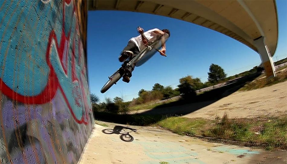 Joao Soares - MUTANTBIKES X ICONBIKESTORE