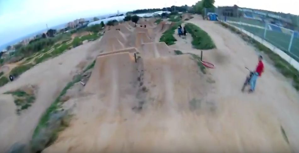 La Poma à discrétion - The entire Dirt Park in one go! - Simon Moratz