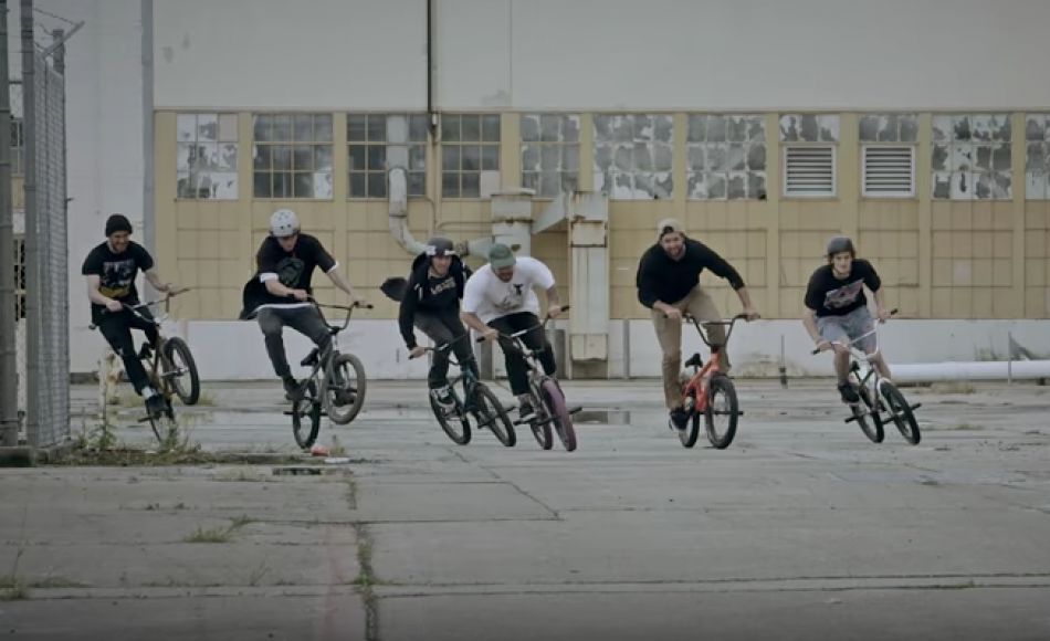 BMX / GROW UP – INTRO Sunday Bikes