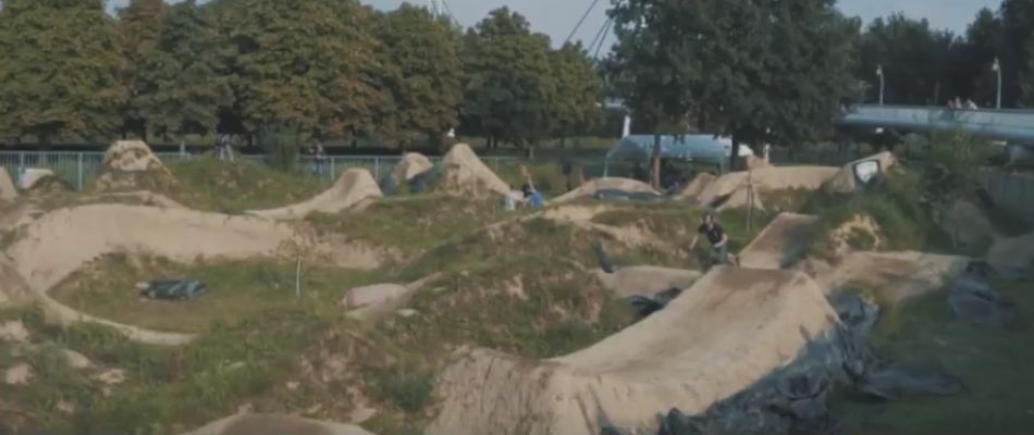 WORTH IT S01 E15: &quot;LUXEMBOURG AND THE HELMTRAILS &quot; | AN EXTREME MTB DOCUMENTARY