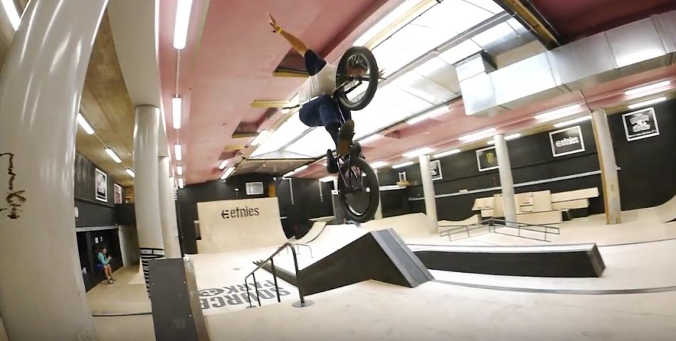 Monster BMX: KEVIN PERAZA Skatepark Session 2017