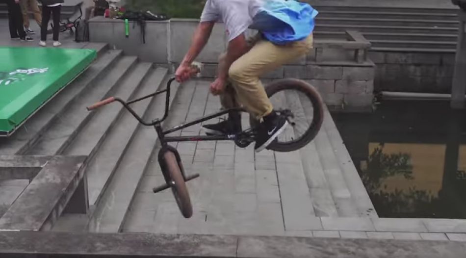 Alex Kennedy &amp; Bruno Hoffmann - DIG BMX X ECLAT Territories #1 Ep1 by DIG