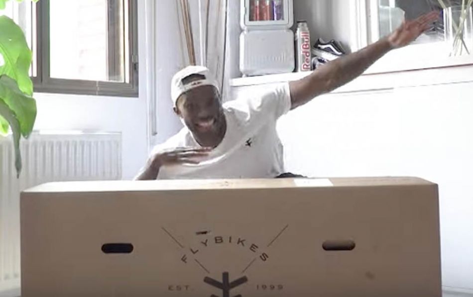 FLYBIKES - PROTON UNBOXING