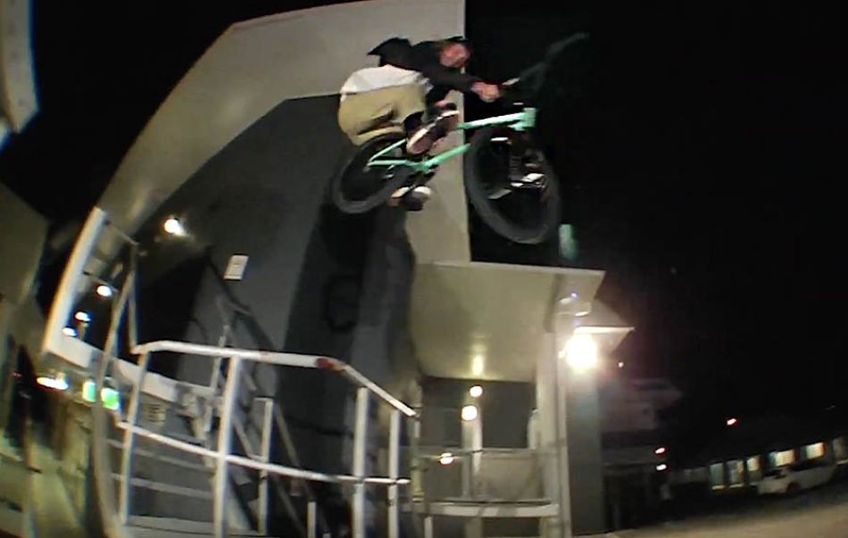 Boyd Hilder Raw BMX clips by LUXBMX