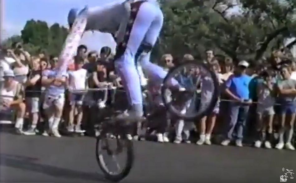 (1986) Hutch Freestyle Team by OldSchoolBMXTV