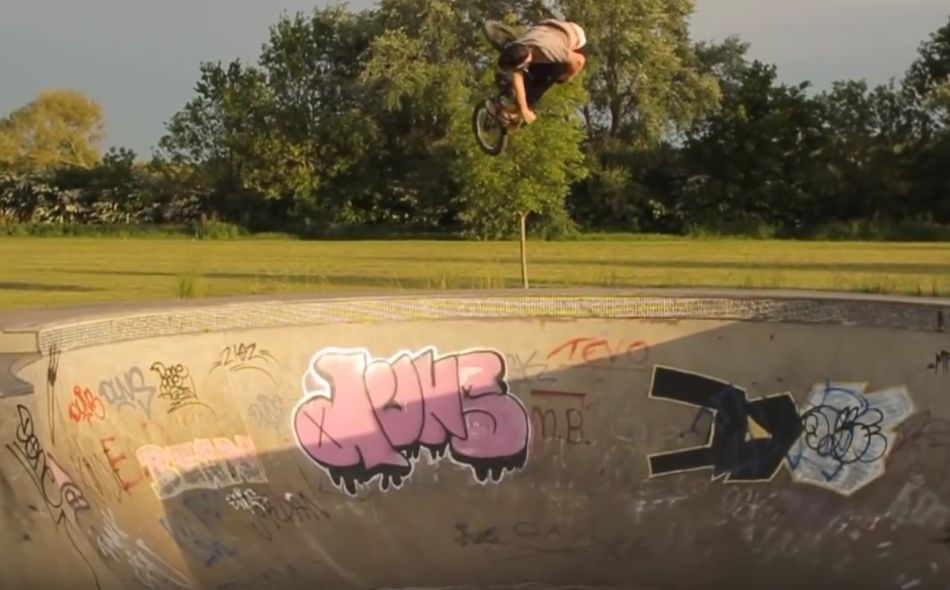 NEW BLOOD | TOM RUSSELL by Mutiny Bikes