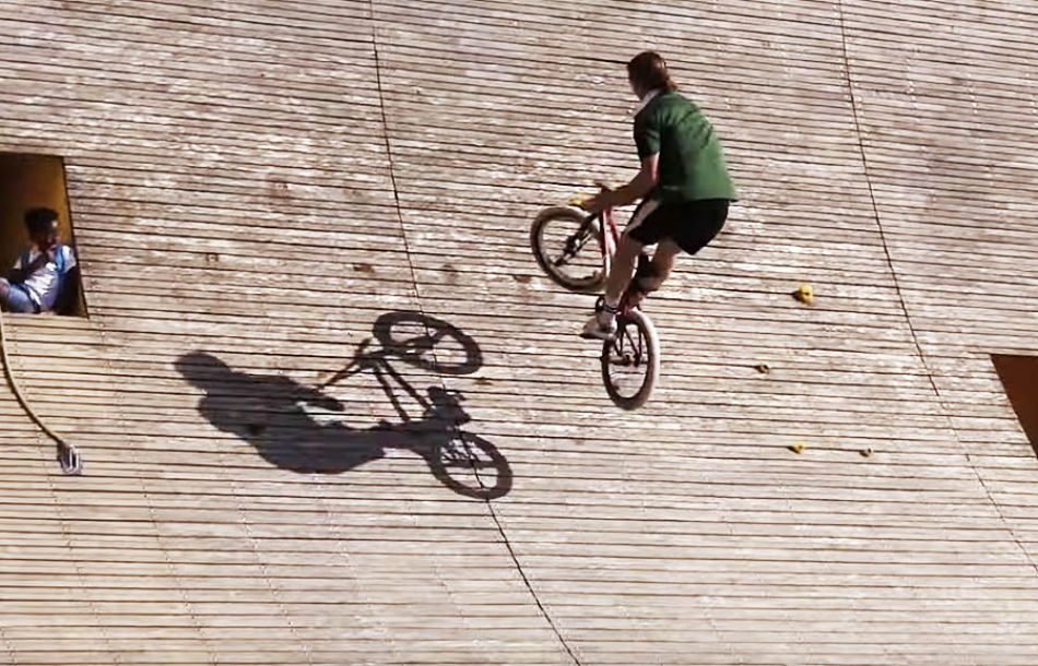 PERFORMANCE BMX - &#039;BOULEVARD&#039;