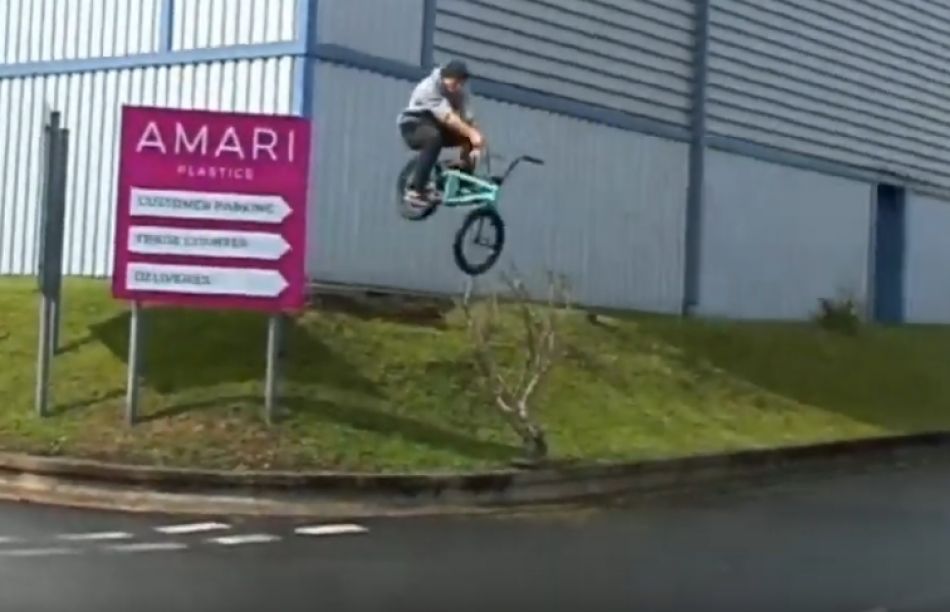 CHRIS SMITH - Welcome to Radio Bikes | Ride UK BMX