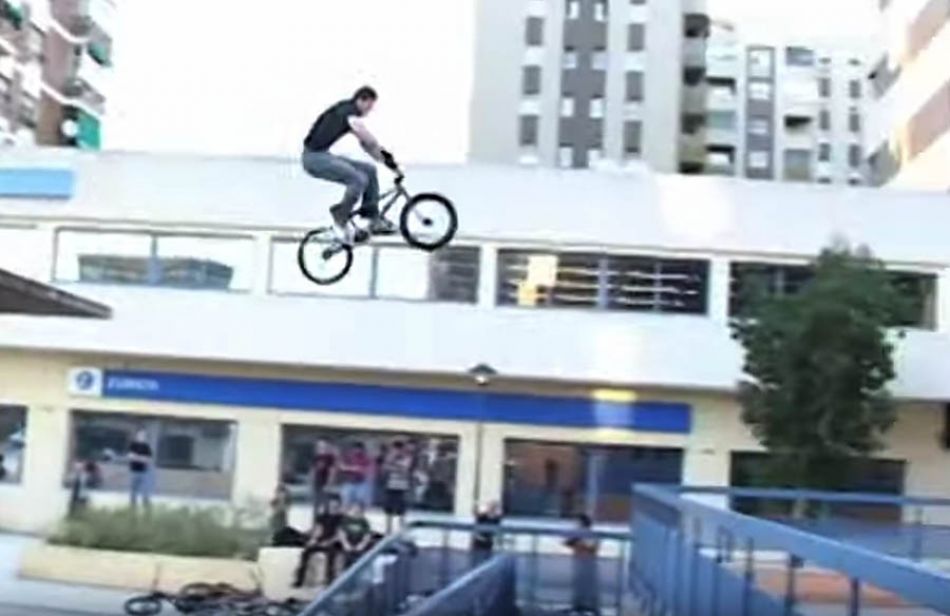 FITBIKECO. - VAN HOMAN &#039;FIT LIFE&#039; SECTION (2007)