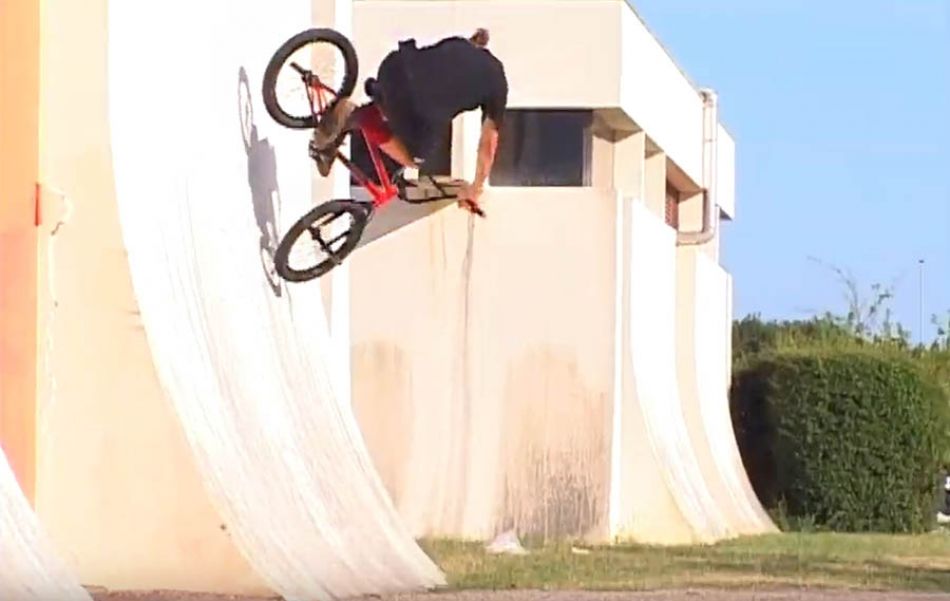 INTERLUDE - ADRIEN LECOMTE / BANCALBMX