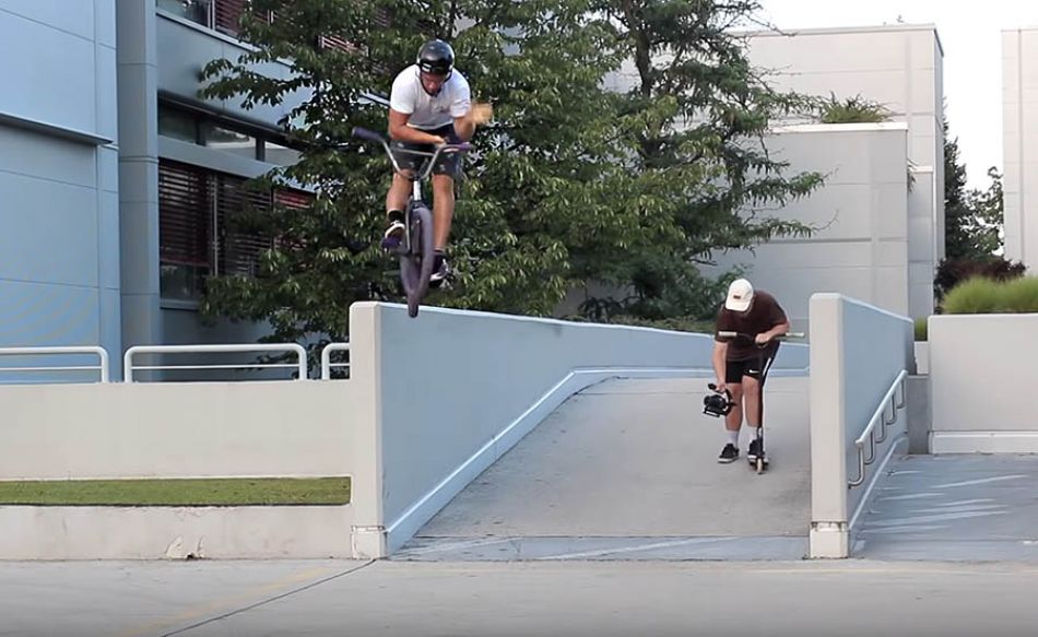 UNDER THE RADAR - DAVID ISTENIC