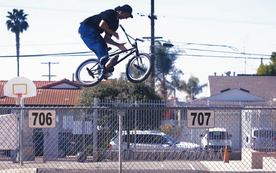 Kevin Peraza joins the Proteam Swatch