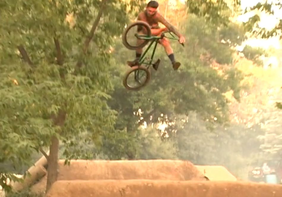 Zach North in TMVII (Full Part 2017)