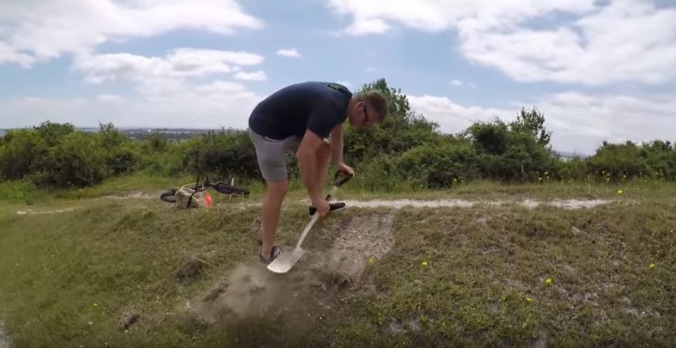 HOW TO MAKE A BMX JUMP IN 10 MINUTES WITH THE INTERNATIONAL BAD BOY! by Ronnie Surridge