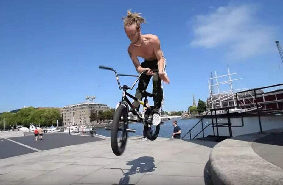 Crucial BMX - Hayden Bennet: Pirate Material