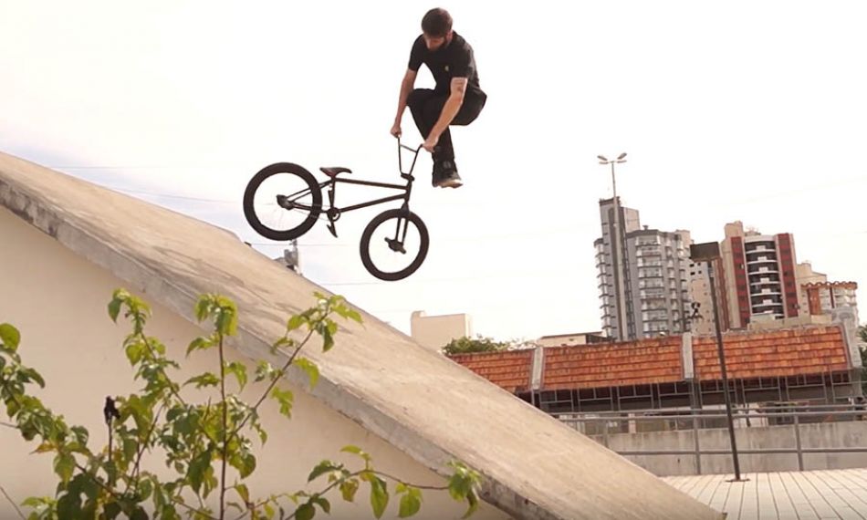 BMX | LUCAS PANEITZ - CICLOVIA