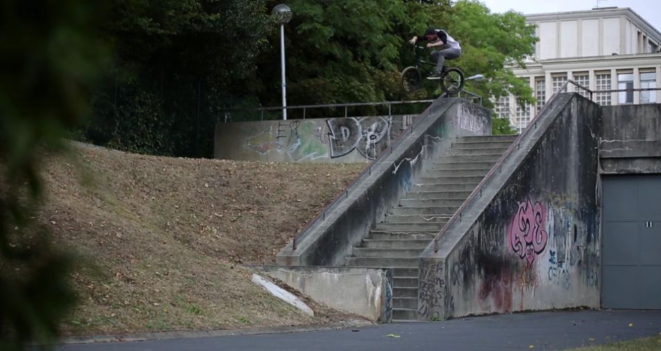 Sosh Urban Motion // Paul Varchon X Florent Lamour