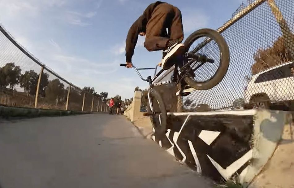 &#039;GUTTER&#039; - ECLAT BMX