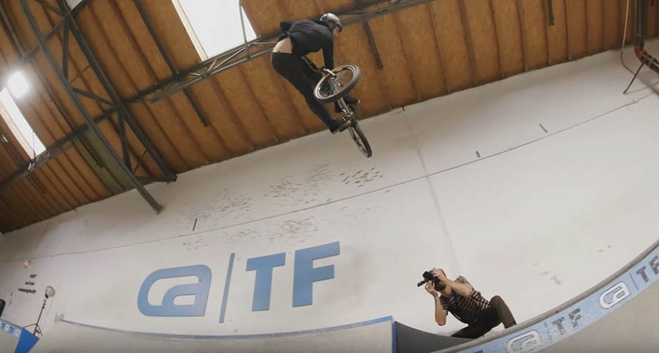 BOWL DOGS JAM! ANTHONY NAPOLITAN&#039;S BMX JAM AT INDOOR CEMENT PARK