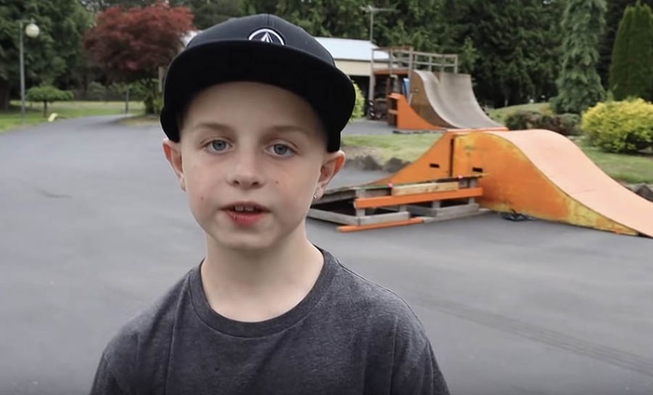 FATBMX KIDS: My First FLAIR! @CaidenBMX (10 years old)
