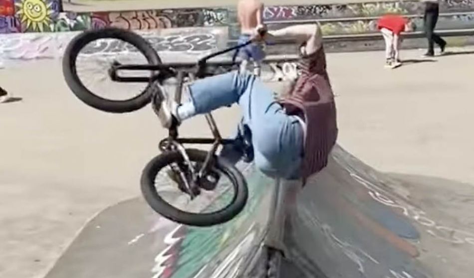 RORY MCLEAN MIX INSTAGRAM BMX TRICKS by REPLAYBMX