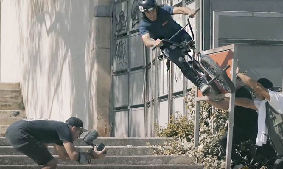 Vans &#039;The Circle&#039; 2021 BMX Shops Video Contest Teaser