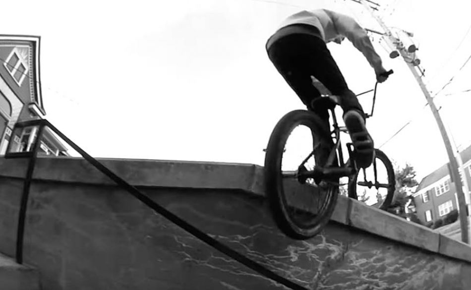 US/THEM 2 TRAILER - DIG