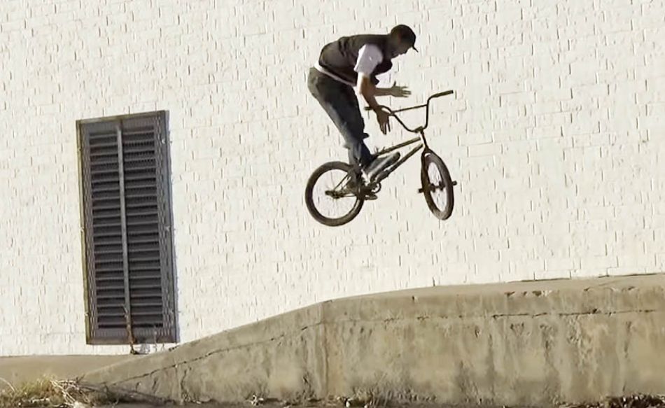 Lucas Lage - 20Something BMX Video Lucas Lage