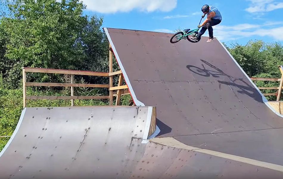 BANGERS 2020: Cama Crew by Mario Mailahn by freedombmx