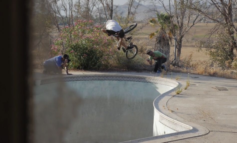 MIKE ESCAMILLA - DIG BMX - REALTIME