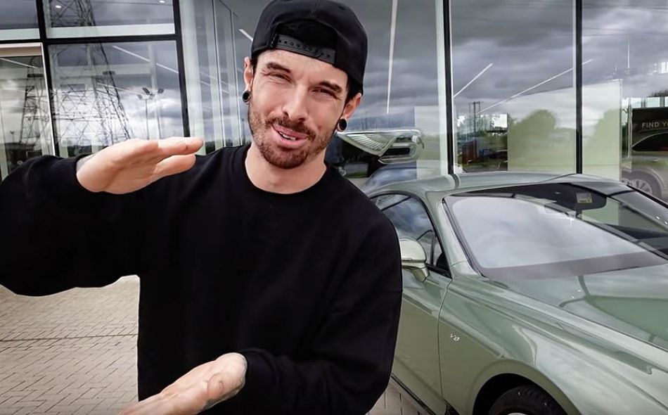 How a BMX Rider Fixes Supercars For a Living (Mat Armstrong) Jordem